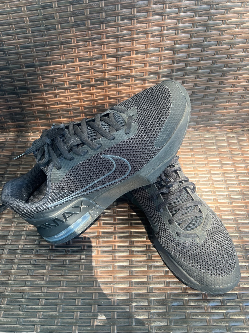 Nike Air Max Alpha Trainer 6-Black Anthracite" (Style: FQ1833-003).